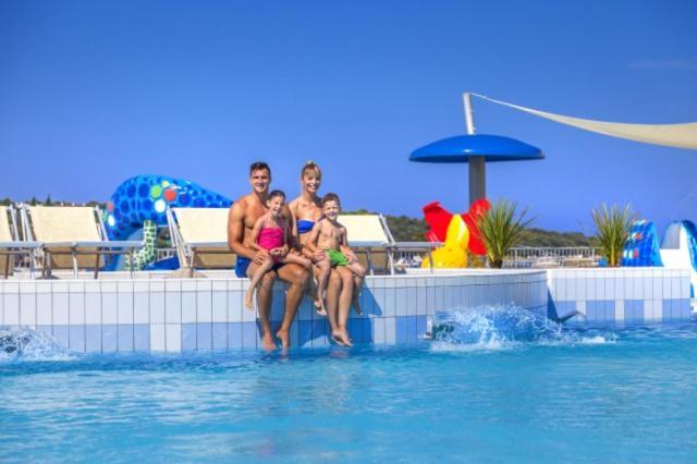 Mobile Homes - Lanterna Premium Camping Resort Tar-Vabriga ภายนอก รูปภาพ